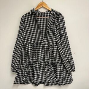 Plaid flowy blouse